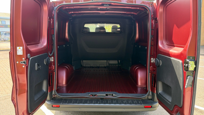 Renault Trafic Lwb Diesel LL30 Blue dCi 130 Advance [Safety] Crew Van - Image 12